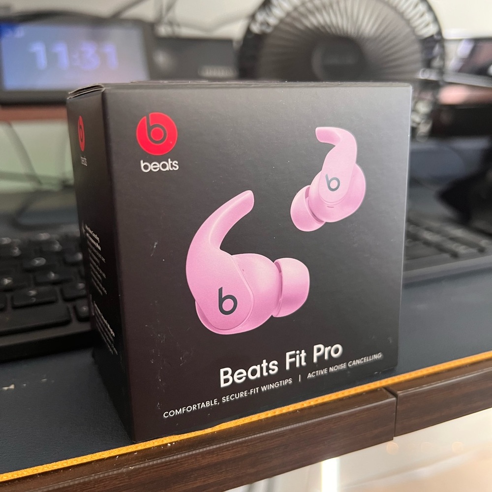 Beats Fit Pro - AppleCare until March 2024 - Picture 6 of 7